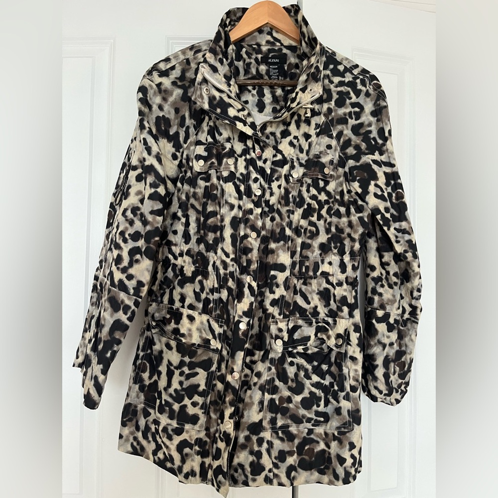 EUC Alfani Animal Print Jacket